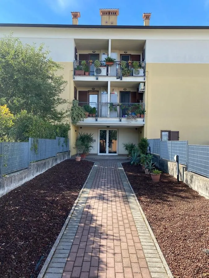 Apartment Condominio Tigli Cavalcaselle Italien