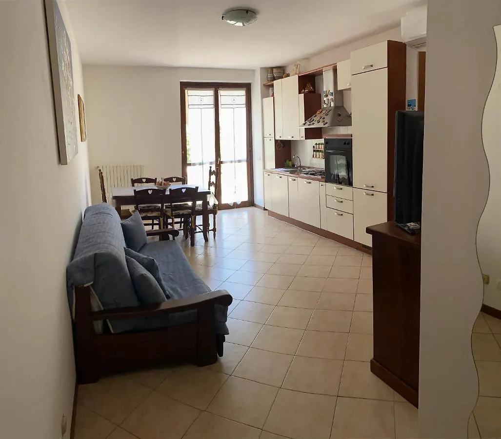 Condominio Tigli Cavalcaselle 0*,  Italie